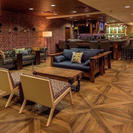 Hilton Garden Inn Юнионтаун Экстерьер фото